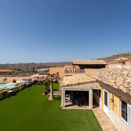Domek alpejski Casa Adara - Heated Pool Included