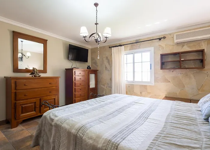 Casa Adara - Heated Pool Included