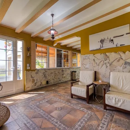 Chalet Casa Adara - Heated Pool Included